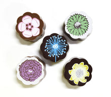 Load image into Gallery viewer, Flower Chocolates (5 piece box) - PARK STORY