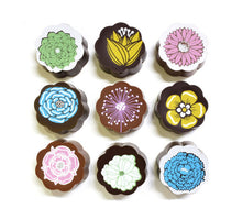 Load image into Gallery viewer, Flower Chocolates (5 piece box) - PARK STORY