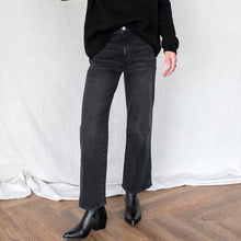 Load image into Gallery viewer, Treasure Straight Ankle in Onyx - PARK STORY