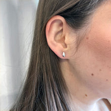 Load image into Gallery viewer, Liquid Droplet Stud Earrings - PARK STORY