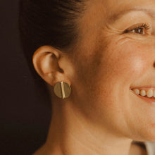 Load image into Gallery viewer, Aegis Earrings - PARK STORY