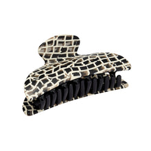 Load image into Gallery viewer, Midi Claw - PARK STORY