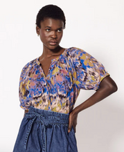 Load image into Gallery viewer, IRENA BLOUSE | AZUCA - PARK STORY