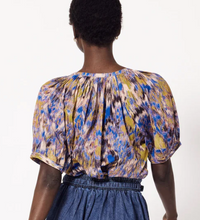 Load image into Gallery viewer, IRENA BLOUSE | AZUCA - PARK STORY