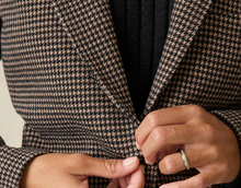 Load image into Gallery viewer, Inlet Knit Blazer in Houndstooth - PARK STORY