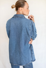 Load image into Gallery viewer, Cabin Jacket in Classic Stonewash - PARK STORY