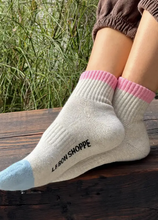 Load image into Gallery viewer, Color Block Girlfriend Socks - PARK STORY