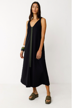 Load image into Gallery viewer, Zaine Dress in Black & Green - PARK STORY
