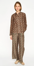 Load image into Gallery viewer, Chamonix Shirt in Dried Caittail - PARK STORY