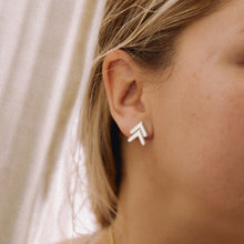 Load image into Gallery viewer, Peri Earrings - PARK STORY