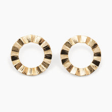 Load image into Gallery viewer, Facet Earrings - PARK STORY