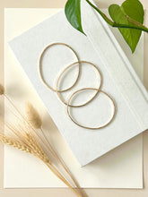 Load image into Gallery viewer, Hammered Bangle Bracelet Set (silver & gold plated) - PARK STORY