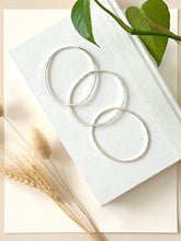 Load image into Gallery viewer, Hammered Bangle Bracelet Set (silver & gold plated) - PARK STORY
