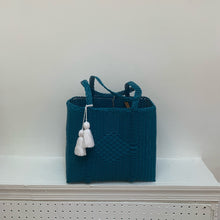 Load image into Gallery viewer, Cesta Tote - Medium - PARK STORY