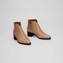 Load image into Gallery viewer, Nomia Heeled Boot (sand &amp; amber) - PARK STORY
