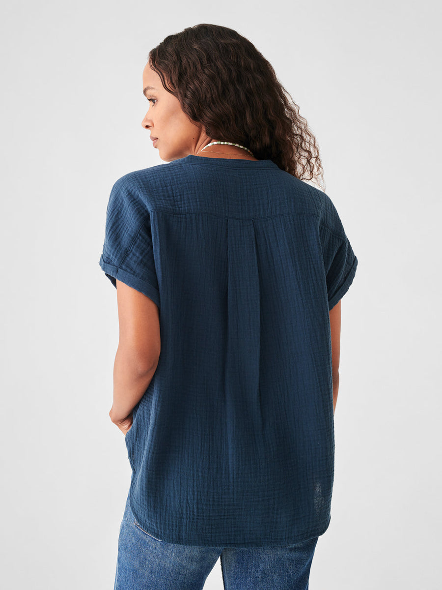 Faherty  Dream Cotton Desmond Top レディース シャツ トップス Navy Faherty Dream Cotton Gauze Desmond Top | Salt+Sea – Salt + Sea