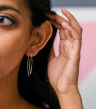 Load image into Gallery viewer, Leaf Earrings - PARK STORY