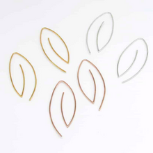 Load image into Gallery viewer, Leaf Earrings - PARK STORY