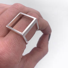 Load image into Gallery viewer, Box Ring - PARK STORY