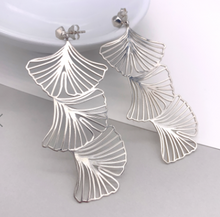 Load image into Gallery viewer, Maidenhair Earrings - PARK STORY
