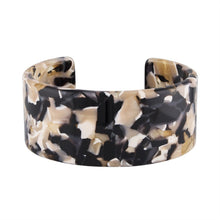 Load image into Gallery viewer, Wide Cuff - PARK STORY