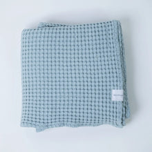 Load image into Gallery viewer, Airy Waffle Body Towel (multiple colors) - PARK STORY
