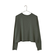 Load image into Gallery viewer, Organic Long Sleeve Boxy Tee in Olive - PARK STORY

