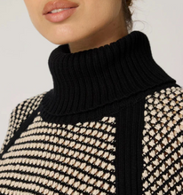 Load image into Gallery viewer, Madison Sweater in Black/Ivory - PARK STORY
