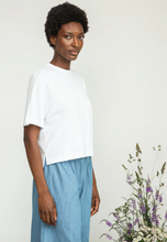 Load image into Gallery viewer, Bay Organic Cotton Top in White - PARK STORY
