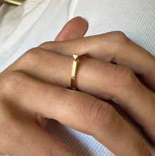 Load image into Gallery viewer, Heart on the Line Ring - PARK STORY
