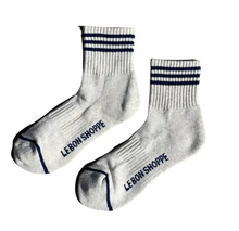 Load image into Gallery viewer, Girlfriend Socks - PARK STORY
