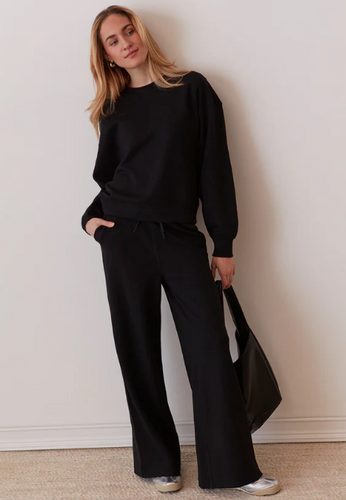 Brooks Sweatshirt in Deep Black - PARK STORY