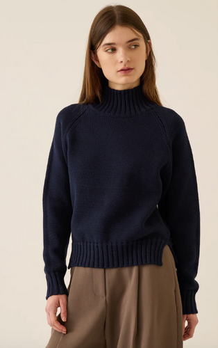 Kaitlyn Sweater in Navy - PARK STORY