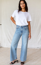 Load image into Gallery viewer, Perfect Wide Leg - Washed Indigo - PARK STORY
