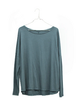 Load image into Gallery viewer, Organic Long Sleeve Boxy Tee in Slate Green - PARK STORY
