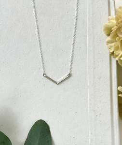 Geo V Bar Necklace - PARK STORY