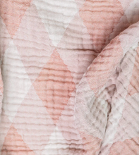 Load image into Gallery viewer, Muslin Diamond Baby Blanket - PARK STORY
