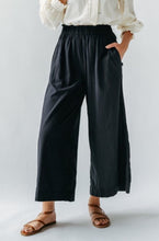 Load image into Gallery viewer, Beach Pant in Black
