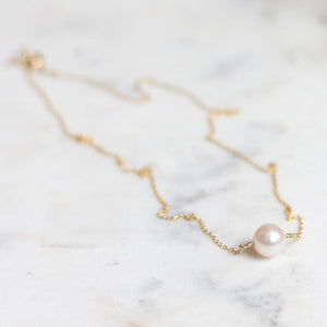 Charming Pearl Drop Necklace - PARK STORY