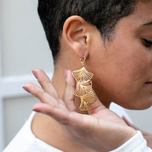 Load image into Gallery viewer, Maidenhair Earrings - PARK STORY
