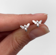 Load image into Gallery viewer, Tiny Bee Earrings - PARK STORY
