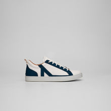 Load image into Gallery viewer, Artemis Sneaker (white &amp; blue)

